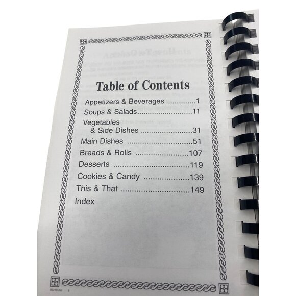 RV-Dreams Family Favorites Cookbook Spiral-Bound 150 Pages - Picture 2 of 3